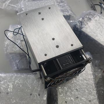 Koelblok met ventilator voor solid-state relais koellichaam  beschikbaar voor biedingen