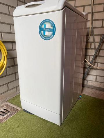 Indesit Bovenlader Wasmachine - Compact en Handig! beschikbaar voor biedingen