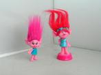 Troll's vrouwtje op voetstuk en vrouwtje 10cm., Ophalen of Verzenden, Zo goed als nieuw