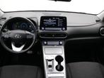 Hyundai Kona EV Fashion 64 kWh / 482 KM WLTP / SOH 99,1% / C, Stof, Gebruikt, Electronic Stability Program (ESP), Wit