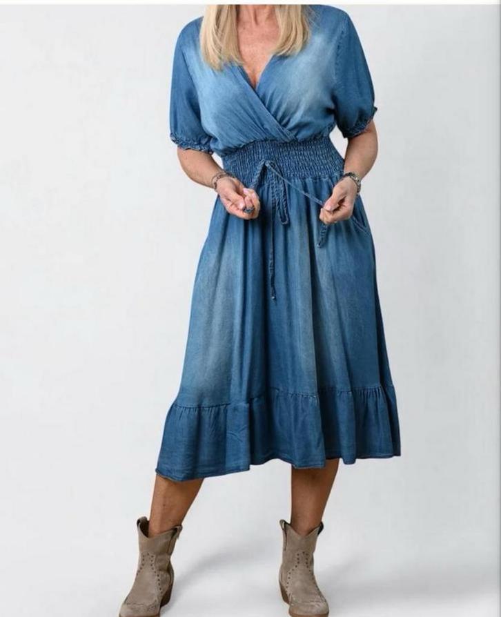 Nieuwe Spijkerjurk - New Collection - Maat 36-44, Kleding | Dames, Jurken, Nieuw, Maat 42/44 (L), Blauw, Knielengte, Ophalen of Verzenden