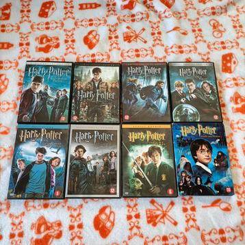 8 Harry Potter dvd's waarvan 6 dubbel dvd beschikbaar voor biedingen