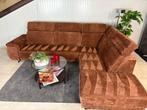 GRATIS LEVERING Hoekbank Bruin (1 maand) 300x250 GEREINIGD, Hoekbank, 300 cm of meer, Ophalen of Verzenden, Zo goed als nieuw