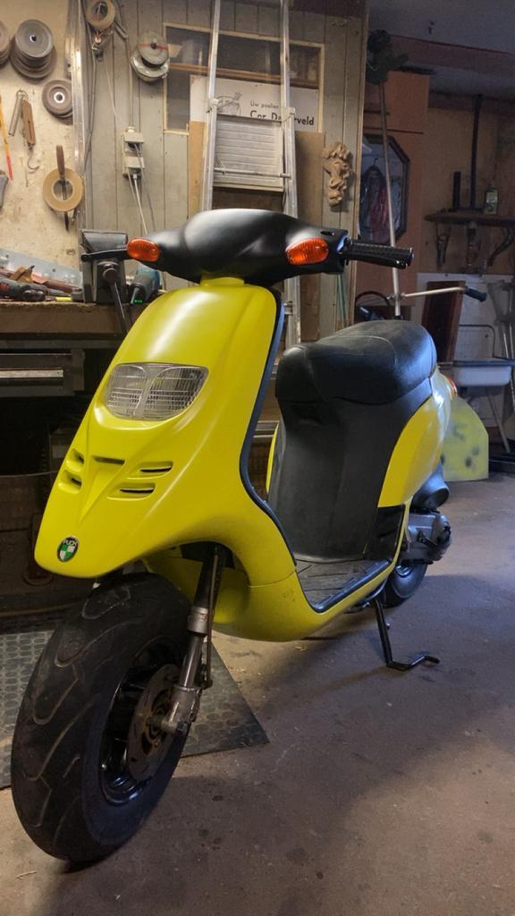 ️Puch Typhoon | 1996 | Geel Kenteken | 50cc️, Fietsen en Brommers, Scooters | Piaggio, Zo goed als nieuw, Overige modellen, Maximaal 45 km/u