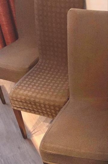 Eetkamer stoelen 4st Hoog Nieuwe hoezen! beschikbaar voor biedingen