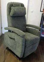 Zeer luxe elektrisch relax / sta op stoel Fitform, Huis en Inrichting, Fauteuils, Stof, Gebruikt, Verzenden, 75 tot 100 cm