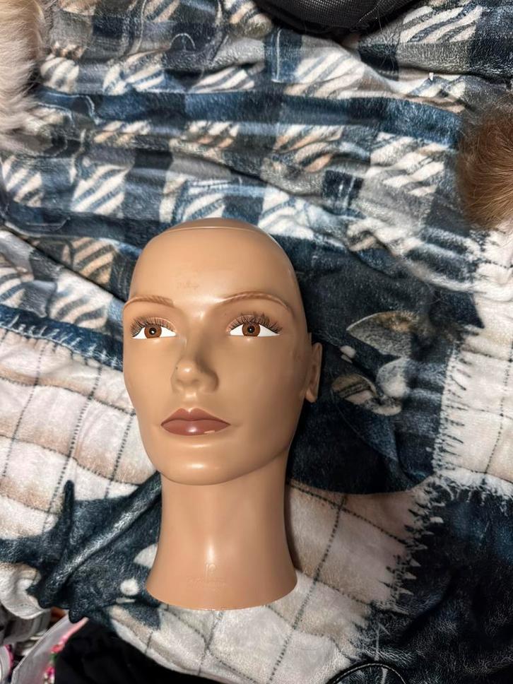 Oefenhoofden kapper, Hobby en Vrije tijd, Cursusmateriaal, Zo goed als nieuw, Taal en Studie, Ophalen