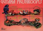 2000 Guyana Flora Planten Paddestoelen set 1, Ophalen of Verzenden, Postfris, Dier of Natuur
