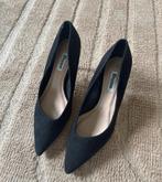 Zwarte suede leer Dune pumps hakken slingback 36, Kleding | Dames, Schoenen, Schoenen met lage hakken, Zwart, Ophalen of Verzenden