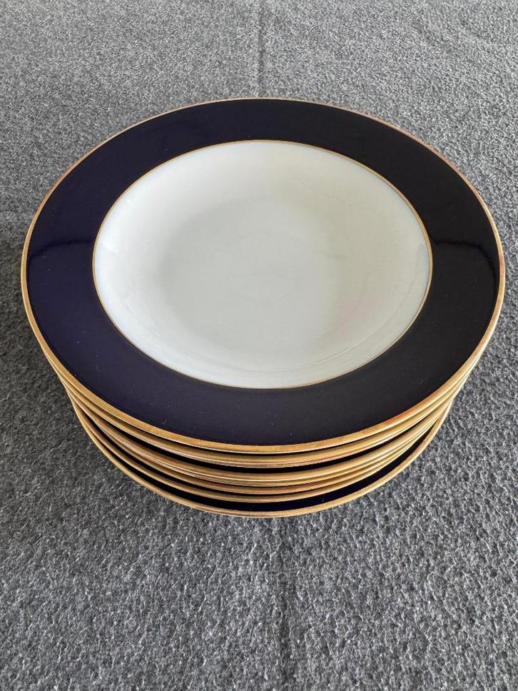 8 Hutschenreuther diepe borden blauw gouden rand, Huis en Inrichting, Keuken | Servies, Zo goed als nieuw, Bord(en), Overige stijlen