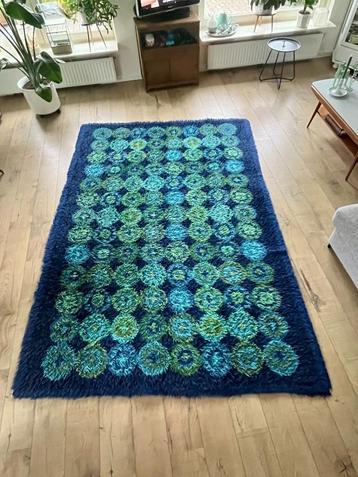 Scandinavisch vintage blauw/groen vloerkleed beschikbaar voor biedingen