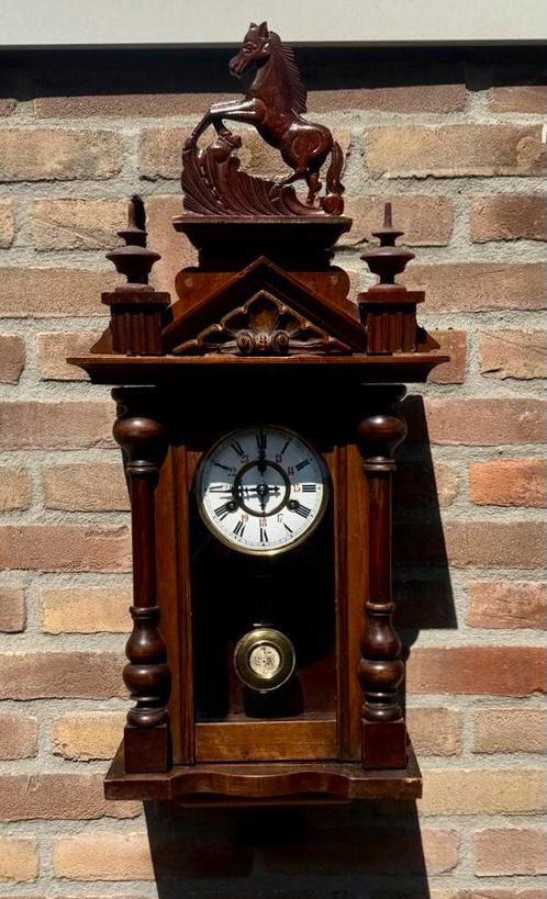 Mooie kleine paardjesklok regulateur, Antiek en Kunst, Antiek | Klokken, Ophalen of Verzenden
