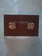 Goudkleurige Fashion Oorbellen met Strass, Nieuw, Ophalen of Verzenden, Knopjes of Stekers, Goud