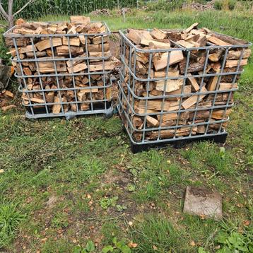 Haardhout/kachelhout te koop beschikbaar voor biedingen