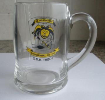 Glas - Carnavalsvereniging De Oeletoeters - Sneek beschikbaar voor biedingen