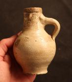 Antiek steengoed kruikje, Antiek en Kunst, Antiek | Keramiek en Aardewerk, Ophalen of Verzenden