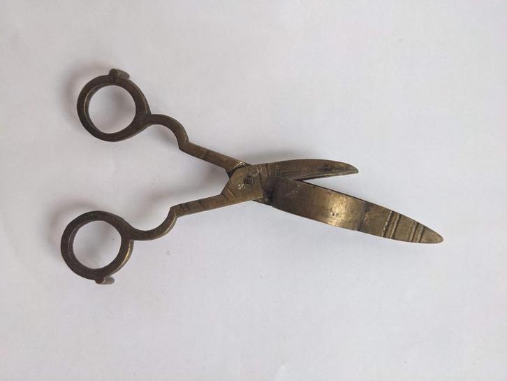 Antieke messing kaarsensnijder / kaarsensnuiter – 19e eeuw, Antiek en Kunst, Antiek | Koper en Brons, Ophalen of Verzenden