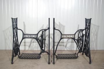 set antieke INDUSTRIËLE gietijzer ONDERSTELLEN voor tafel  beschikbaar voor biedingen