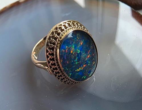 Prachtige vintage 14k ring met blauwe opaal, Sieraden, Tassen en Uiterlijk, Ringen, Gebruikt, Dame of Heer, Kleiner dan 17, Goud