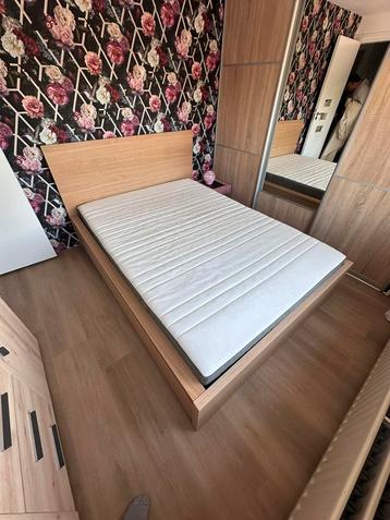 Ikea bed 140x200cm + matrass 