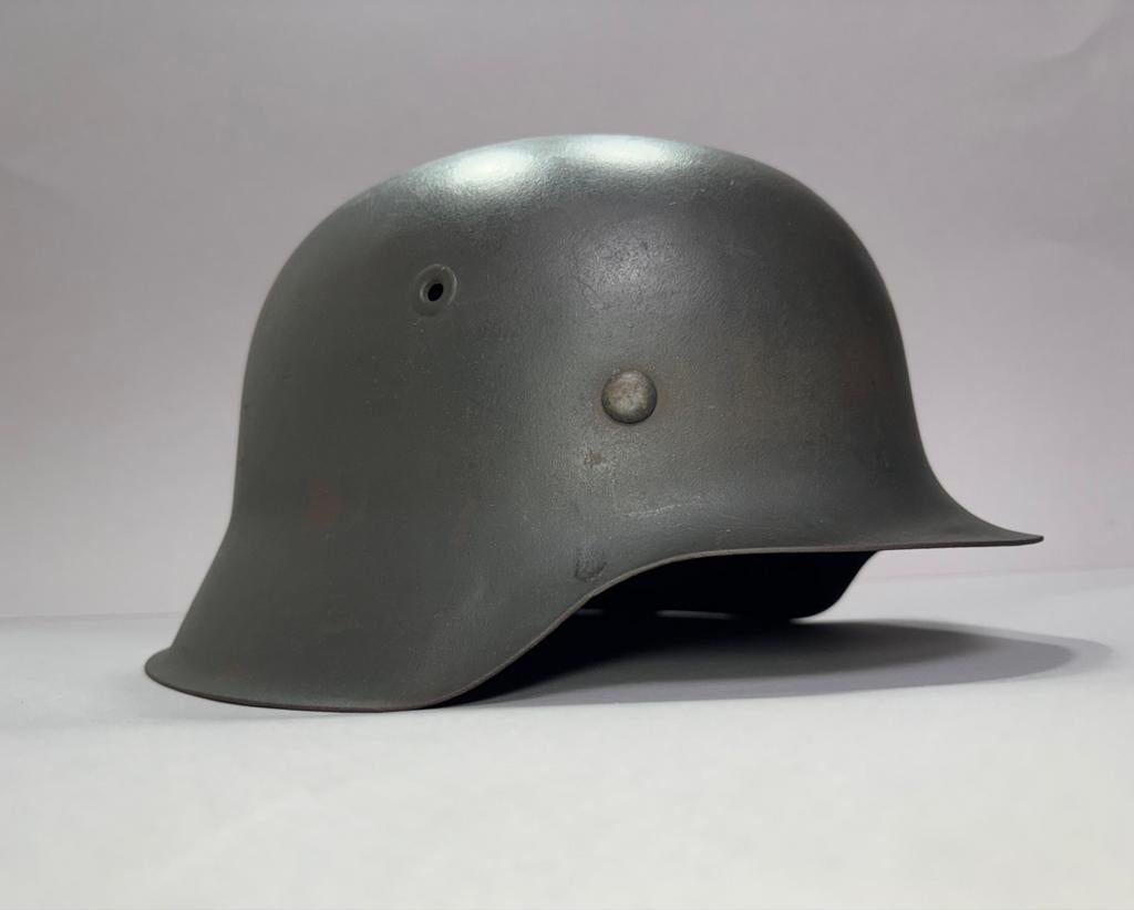Duitse helm m42 wehrmacht wo2, Verzamelen, Militaria | Algemeen, Overige soorten, Helm of Baret, Duitsland, Ophalen of Verzenden