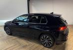Volkswagen Golf 1.5 eTSI Style CAM SFEER MEMORY', Zwart, 4 cilinders, Alcantara, Zwart
