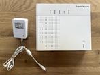 KPN Experia Box v10 + adapter, Ophalen, Zo goed als nieuw, Router met modem, KPN