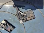 2 dakscharnieren en kabels dak citroen c3 pluriel, Auto-onderdelen, Ophalen of Verzenden, Gebruikt, Citroën