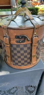 Vintage Hoedendoos met Leer Afgezet Ruitpatroon Decoratie, Ophalen of Verzenden