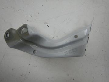 VW T-Roc 2GA Zijschermsteun links 2GA821135 Wit beschikbaar voor biedingen