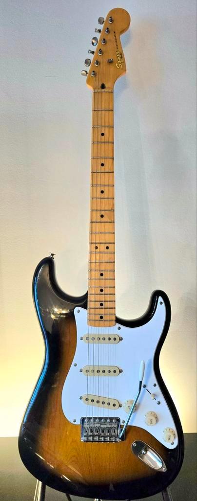 Squier Classic Vibe 50's Stratocaster sunburst, Muziek en Instrumenten, Snaarinstrumenten | Gitaren | Elektrisch, Zo goed als nieuw