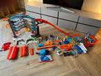 Hotwheels ultieme garage + heel veel uitbreidingen, Ophalen, Racebaan, Zo goed als nieuw, Hot Wheels