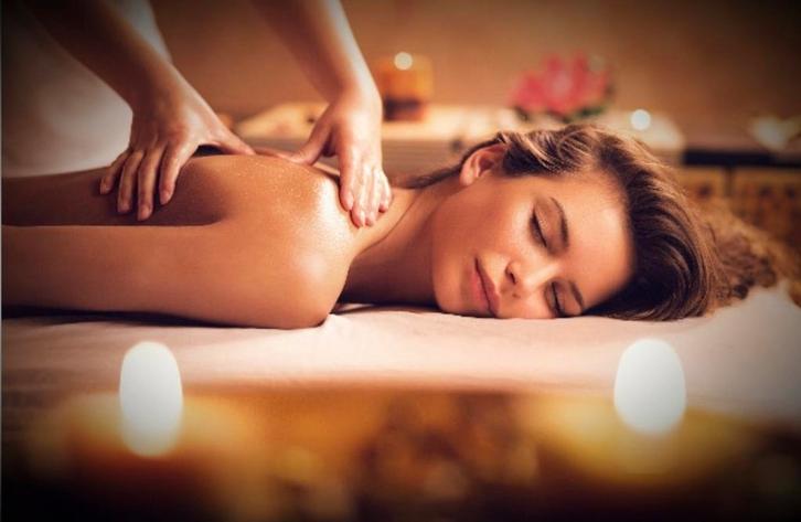 •VANMIDDAG NOG EEN VROUWVRIENDELIJKE MASSAGE •, Diensten en Vakmensen, Welzijn | Masseurs en Massagesalons, Ontspanningsmassage
