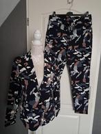 Broekpak pak Jasje L  + Broek XL Andcowoman ( TRAVEL ), Kostuum of Pak, Overige kleuren, Maat 42/44 (L), Nieuw