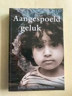 Aangespoeld geluk (Tonja Versluis-Markestein), Ophalen of Verzenden, Zo goed als nieuw
