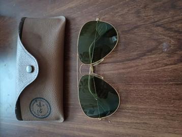 TE KOOP ORGINELE RETRO PILOTEN ZONNEBRIL  RAY BAN beschikbaar voor biedingen