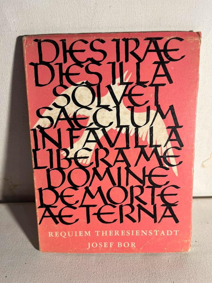 Requiem Theresienstadt" geschreven door Josef Bor.  1966, Boeken, Oorlog en Militair, Gelezen, Ophalen of Verzenden