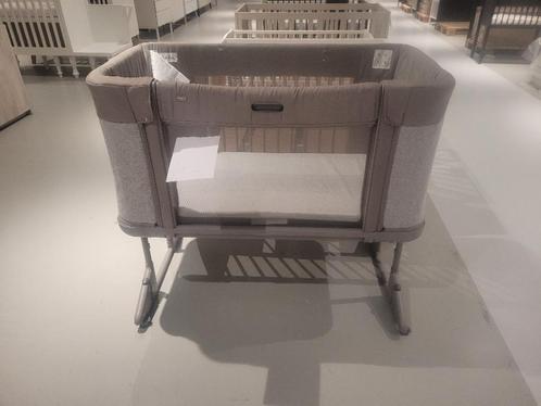 Chicco Next2Me Forever Co-Sleeper - Almond, Kinderen en Baby's, Babywiegjes en Ledikanten, Zo goed als nieuw, Overige typen, Ophalen