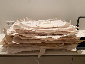 Verpakkingsmateriaal voor glas en servies beschikbaar voor biedingen