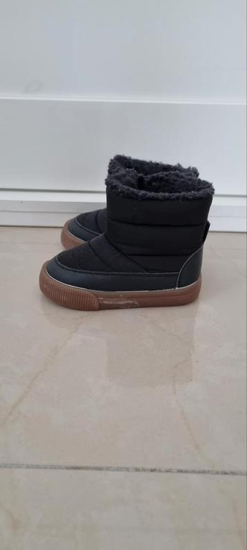 H&M Sneeuwlaarsjes Maat 18/19 beschikbaar voor biedingen