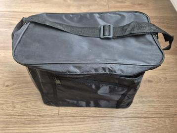lunch bag beschikbaar voor biedingen