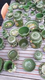 Hongaars aardewerk 64 stuks, Antiek en Kunst, Ophalen