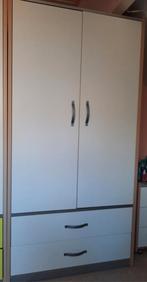 Witte Vroomshoop kledingkast, Ophalen