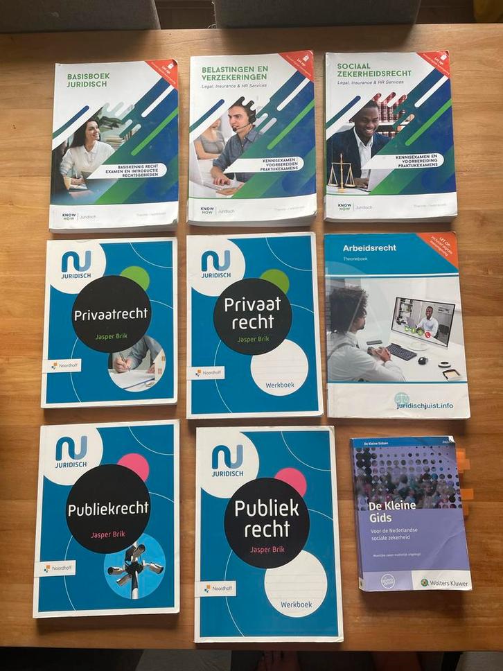 9 Studieboeken MBO 4 Rechten, legal insurance & HR Services, Boeken, Schoolboeken, Gelezen, Overige vakken, Overige niveaus, Ophalen of Verzenden