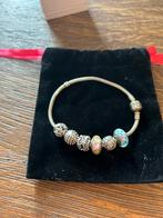 Pandora armband met bedels, Pandora, Ophalen of Verzenden, Zo goed als nieuw, 4 bedels of meer