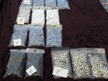 glaskralen  beschikbaar voor biedingen