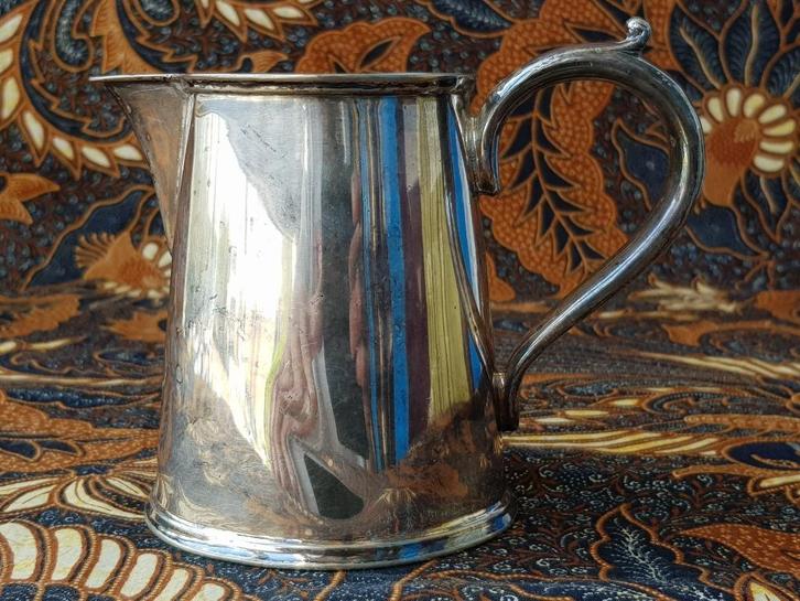 Mooie antieke silverplate schenkkan uit Engeland 12 cm. 1900, Antiek en Kunst, Antiek | Woonaccessoires, Ophalen of Verzenden