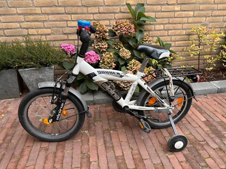 Alpina Yabber 16 inch jongensfiets, Fietsen en Brommers, Fietsen | Jongens, Gebruikt, 16 inch, Handrem, Ophalen