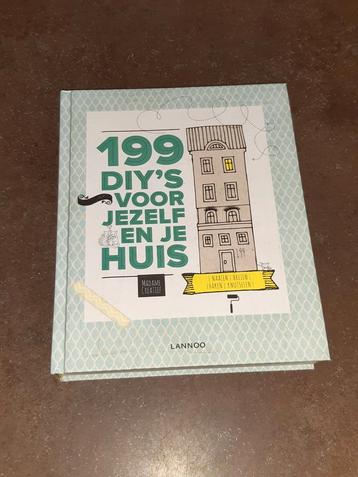 199 DIY voor jezelf en je huis nieuwstaat beschikbaar voor biedingen