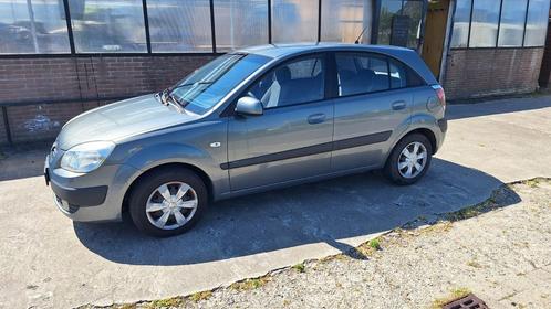 Kia Rio 1.4 HB 2006 Grijs, Auto's, Kia, Particulier, Rio, Benzine, Hatchback, Zilver of Grijs, Ophalen